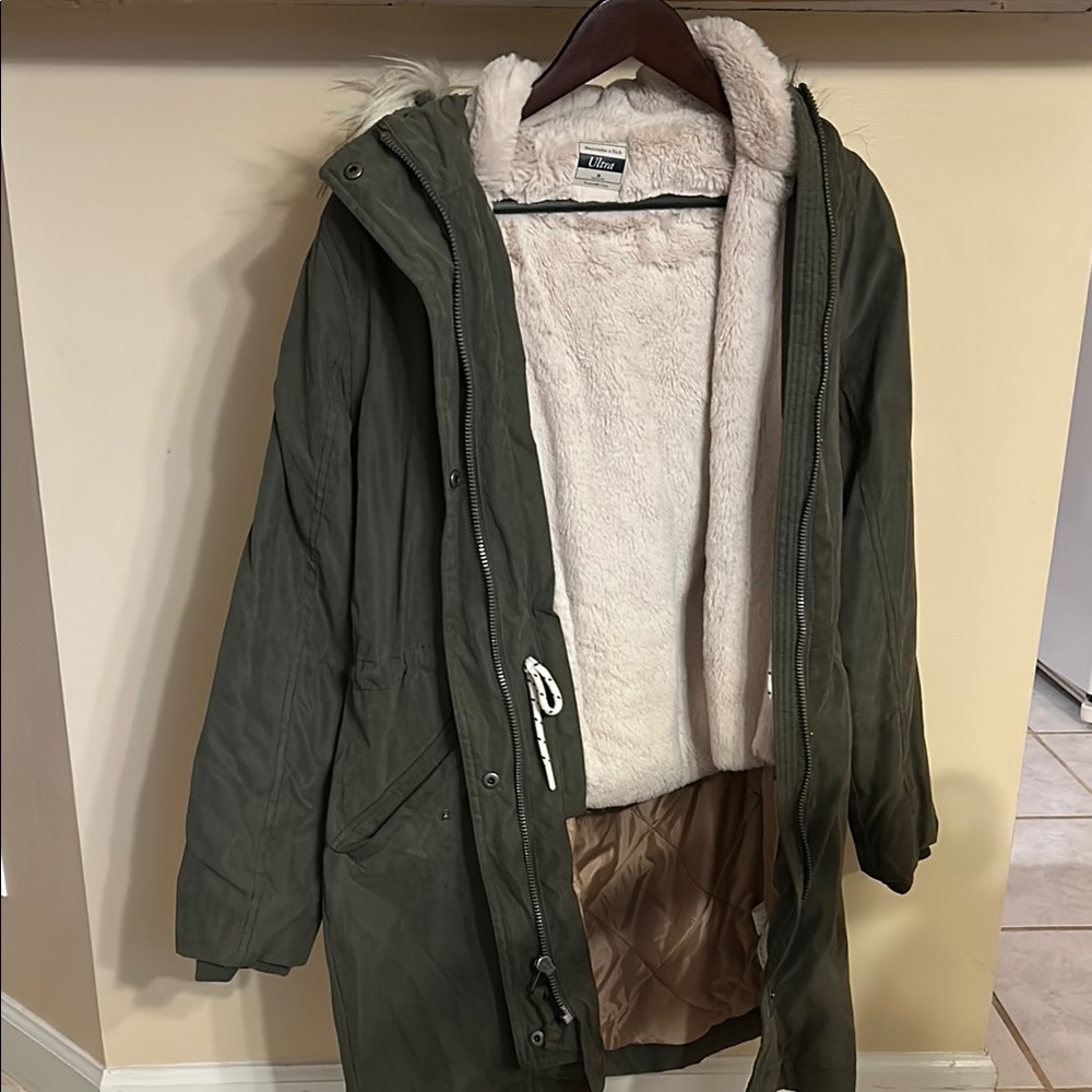 Abercrombie & Fitch Cream and Green Long Hooded Coat
